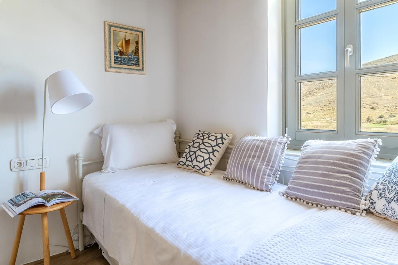 Ursa Major Suites Tinos Exterior photo