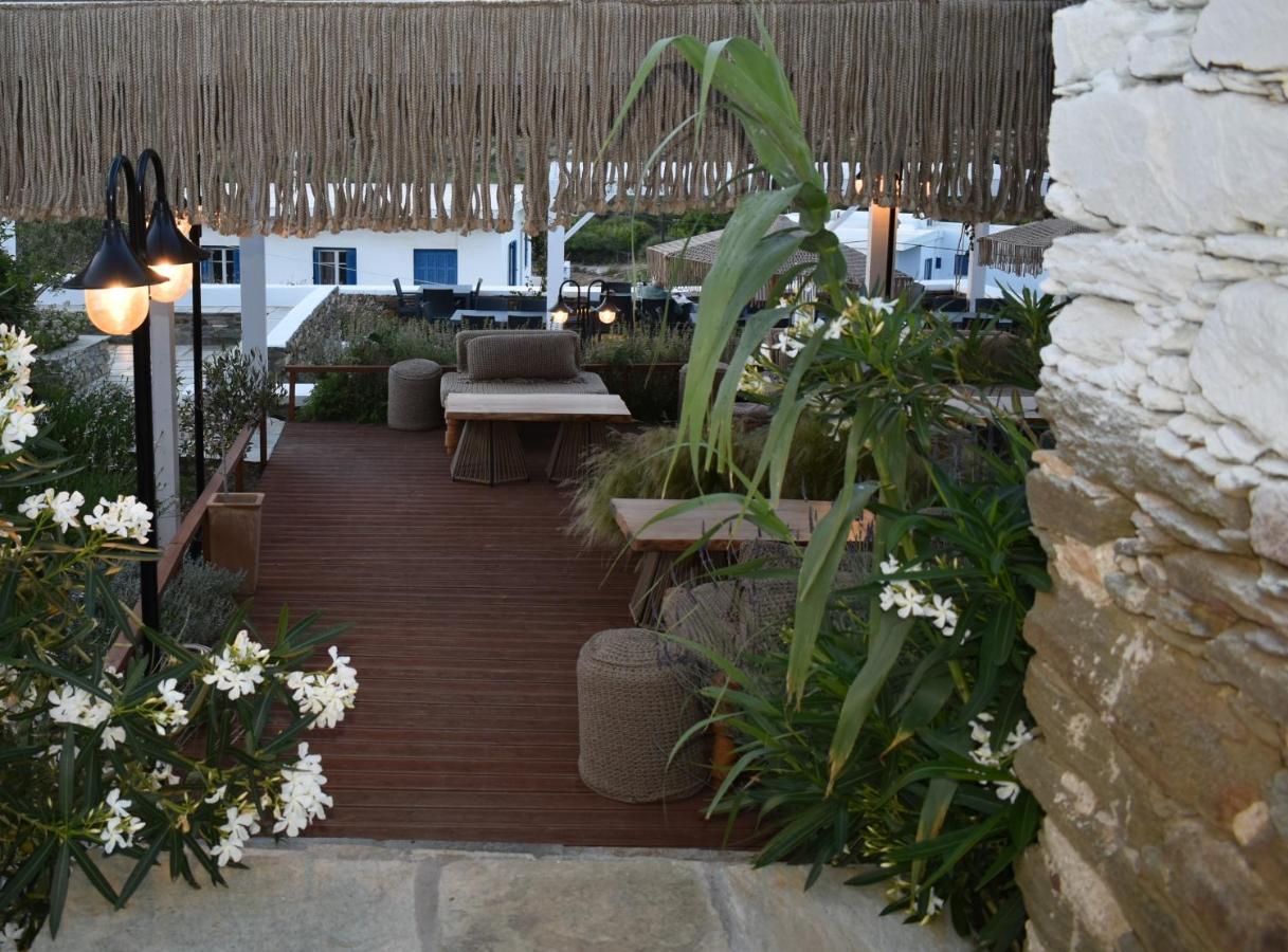 Ursa Major Suites Tinos Exterior photo